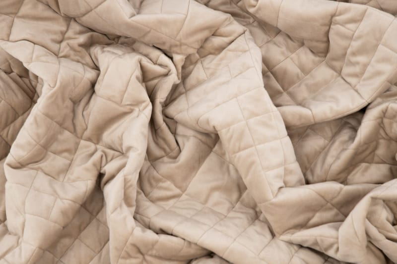 Jilly Överkast 80x260 cm - Beige - Products - Textil & mattor - Sängkläder - Överkast - Överkast dubbelsäng