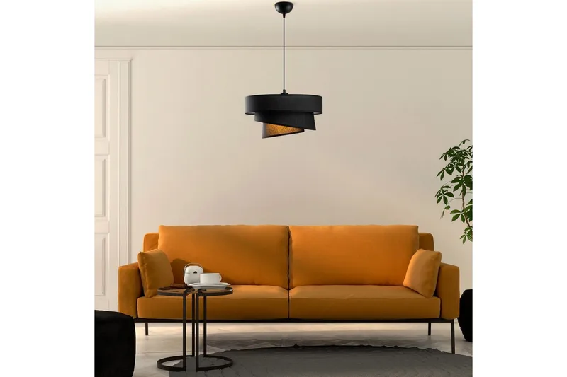 Taklampa Miwako Svart - Svart - Products - Belysning - Lampor & belysning inomhus - Taklampa & takbelysning - Pendellampa & hänglampa