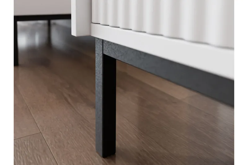 Bjurholm Vitrinskåp 104x146 cm - Beige - Products - Förvaring - Skåp - Vitrinskåp