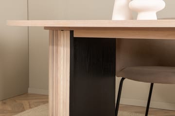 Bianca Matgrupp 200 cm Oval med 4 Berit stolar - Beige - Products - Möbler - Bord & matgrupp - Matgrupp