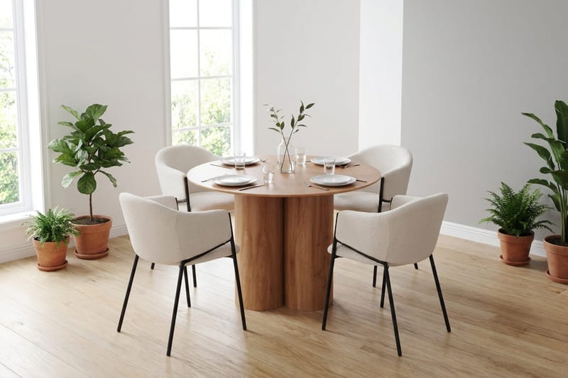 Juno Matgrupp runt 110 cm Ek med 4 Filip Matstolar - Ek - Products - Möbler - Bord & matgrupp - Matgrupp