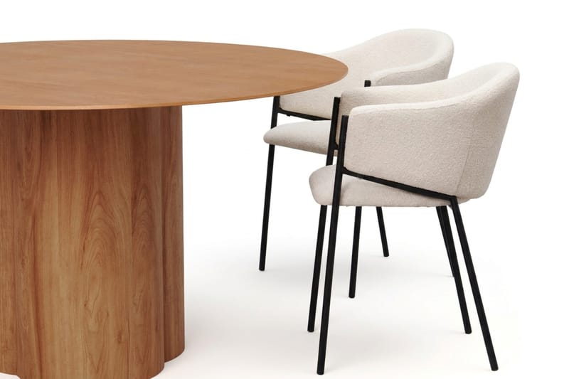 Juno Matgrupp runt 150 cm Ek med 6 Filip Matstolar - Ek - Products - Möbler - Bord & matgrupp - Matgrupp