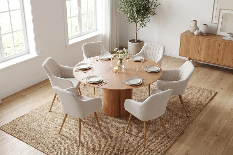 Juno Matgrupp runt 150 cm Ek med 6 Filippa Matstolar - Ek - Products - Möbler - Bord & matgrupp - Matgrupp