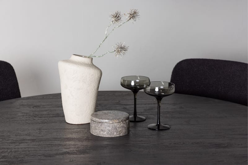 Lanzo Matgrupp 120 cm Rund med 4 Yesterday stolar - Svart - Products - Möbler - Bord & matgrupp - Matgrupp