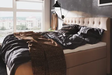 Boxy Box Bed 180x200 cm - Beige - Products - Möbler - Säng - Säng med förvaring