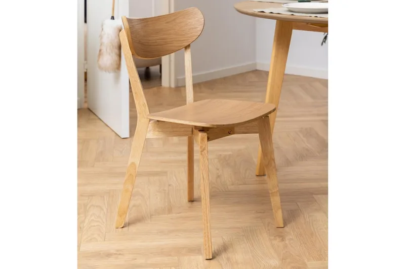 Roxby Stol Ek - Products - Möbler - Fåtölj & stolar - Matstol & köksstol