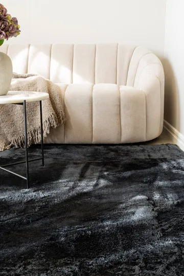 Cozy Ryamatta 133x190 cm Rektangulär - Svart - Products - Textil & mattor - Matta - Modern matta - Ryamatta