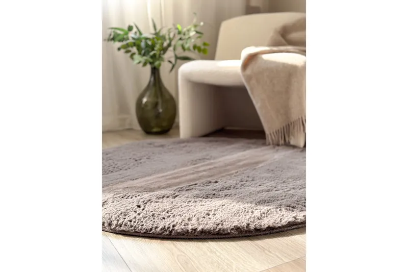 Heaven Ryamatta Antracit rund 160 - Antracit - Products - Textil & mattor - Matta - Modern matta - Ryamatta