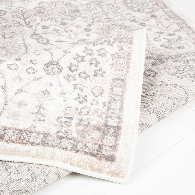 Matta Nolvi 133x190 cm - Beige - Products - Textil & mattor - Matta - Orientalisk matta - Persisk matta