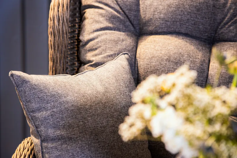 Marcus Soffgrupp 2-sits Ink. Fåtöljer - Brun / Gråa dynor - Products - Utemöbler & utemiljö - Loungemöbler - Loungeset & loungegrupp