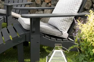 Tennessee Däckstol med Fotstöd Orkangrå - Hillerstorp - Products - Utemöbler & utemiljö - Utestol & trädgårdsstol - Solstol - Däckstol