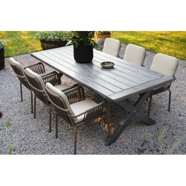 Oxford udendrs spisegruppe; grt bord 220 cm inkl. 6 Lincoln stabelbare stelstole gr/beige