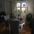 Kundebillede Tuva Kate lysegrå - Høj ryg (ryg-håndtag)