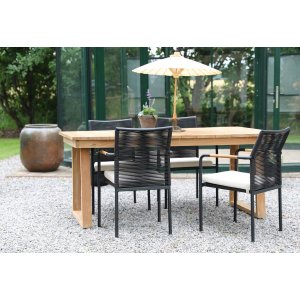 Salt udendrs spisegruppe spisebord 180x100 cm med 4 Skanr stel stole - Teak/Sort