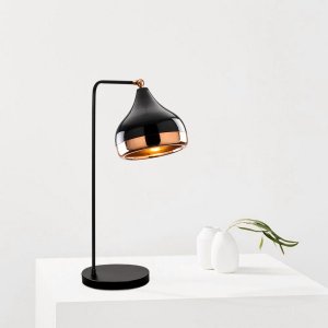 Yildo bordlampe - Sort/kobber